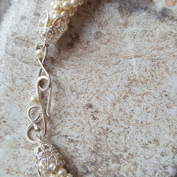 Hand crocheted Heirloom Necklace & Pendant - Picture 2 of 3